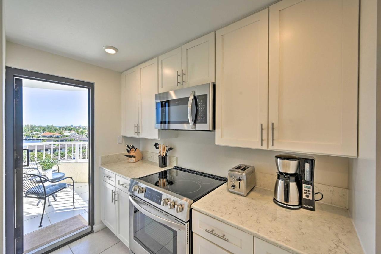 Resort Condo With Balcony And Stunning Ocean Views! Marco Island Kültér fotó